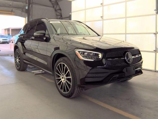 Black 2022 Mercedes-Benz GLC 300 Base