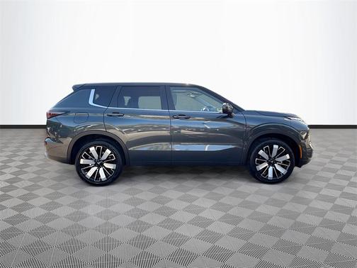 2025 Mitsubishi Outlander SE 2.5 2WD