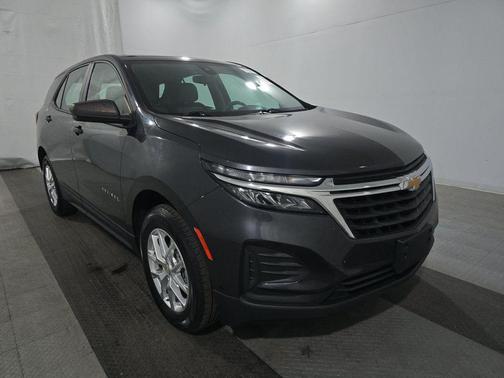 Iron Gray Metallic 2022 Chevrolet Equinox LS