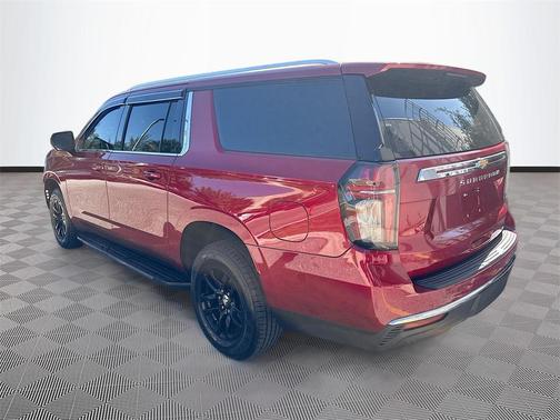 2021 Chevrolet Suburban LT