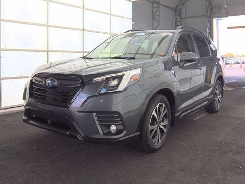 Magnetite Gray Metallic 2022 Subaru Forester Limited