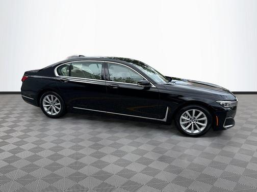 Jet Black 2020 BMW 740 740i