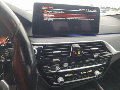2021 BMW 530 530i