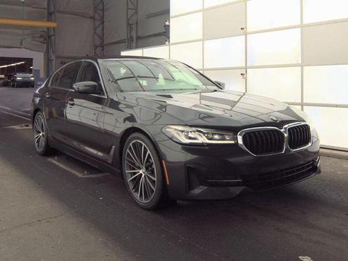2021 BMW 530 530i