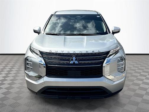 2024 Mitsubishi Outlander ES 2.5 2WD