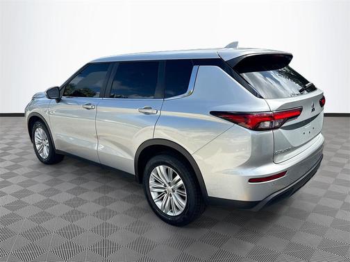 2024 Mitsubishi Outlander ES 2.5 2WD