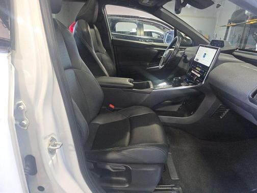 Wind Chill Pearl 2023 Toyota bZ4X Limited