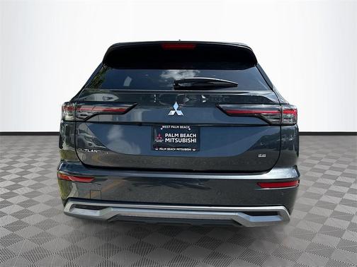 2025 Mitsubishi Outlander SE 2.5 2WD