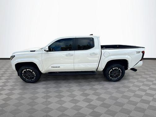 2024 Toyota Tacoma Hybrid TRD Sport