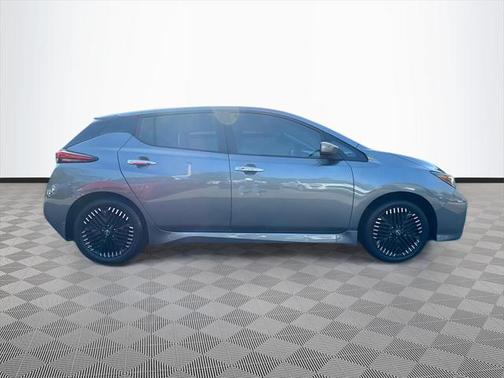 2023 Nissan Leaf SV PLUS 60 kWh