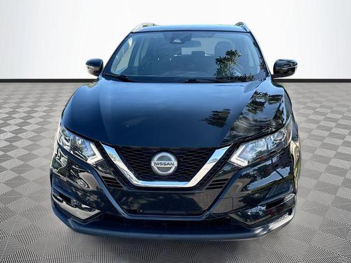Magnetic Black Pearl 2020 Nissan Rogue Sport SV