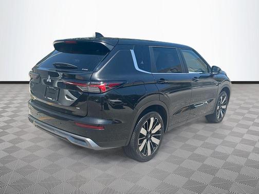 Black Diamond 2026 Mitsubishi Outlander SE S-AWC