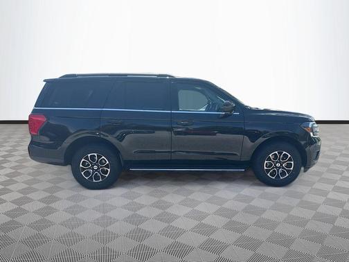 Agate Black Metallic 2023 Ford Expedition XLT