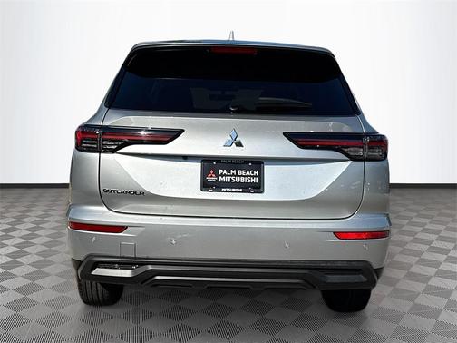 2025 Mitsubishi Outlander ES 2.5 2WD