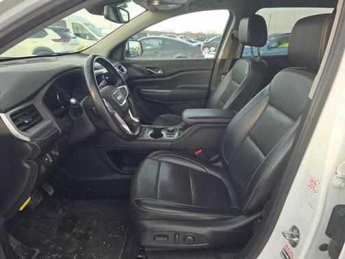 2023 GMC Acadia FWD SLT