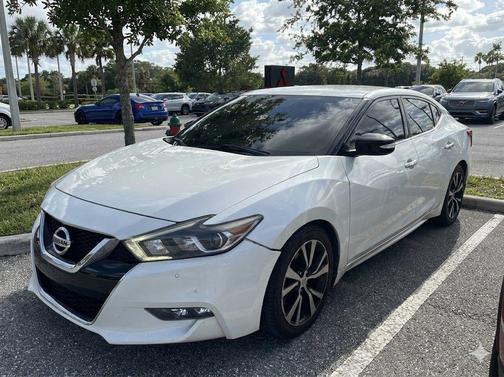 Pearl White 2018 Nissan Maxima 3.5 SV