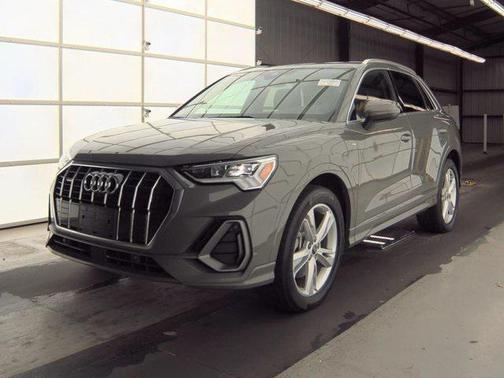 2023 Audi Q3 45 S line Premium Plus