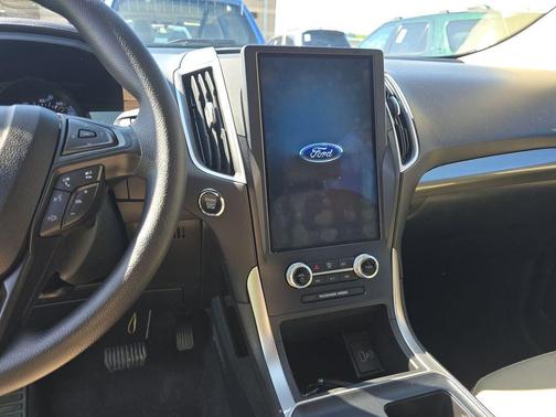 Blue Metallic 2023 Ford Edge SE