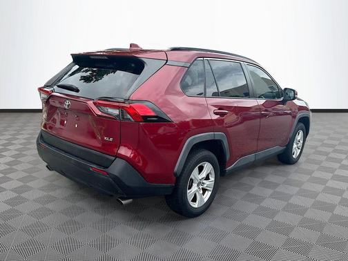 Ruby Flare Pearl 2019 Toyota RAV4 XLE