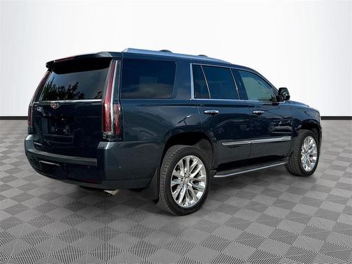 2020 Cadillac Escalade Luxury