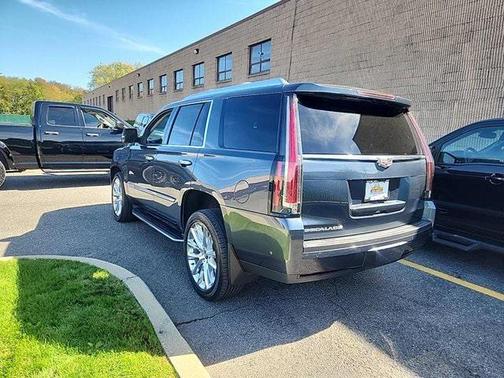 2020 Cadillac Escalade Luxury