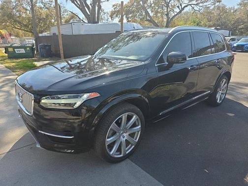 2019 Volvo XC90 T6 Inscription