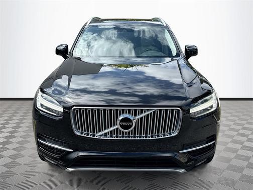 2019 Volvo XC90 T6 Inscription