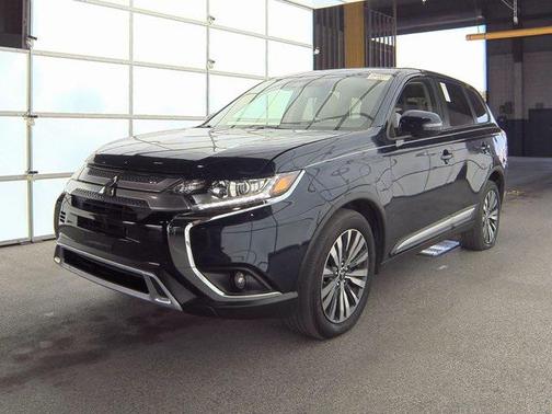 2020 Mitsubishi Outlander SE