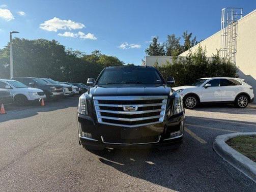 2020 Cadillac Escalade ESV Luxury