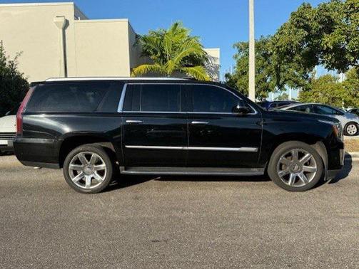 2020 Cadillac Escalade ESV Luxury