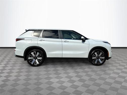2025 Mitsubishi Outlander SE 2.5 2WD