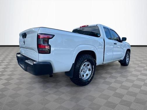 2023 Nissan Frontier S