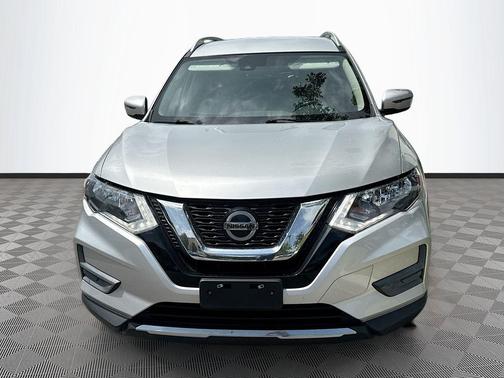 Brilliant Silver Metallic 2019 Nissan Rogue SV