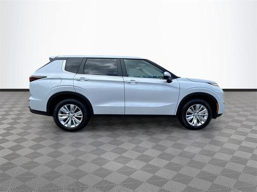 2025 Mitsubishi Outlander ES 2.5 2WD