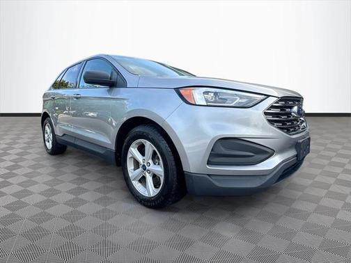 2020 Ford Edge SE