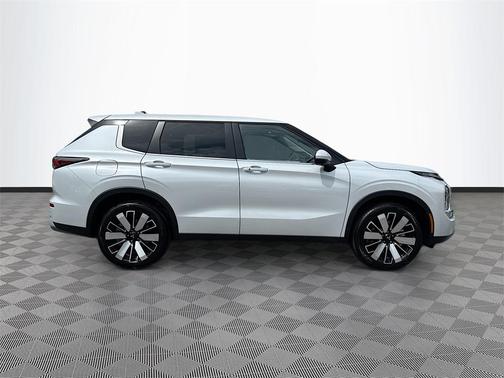 2025 Mitsubishi Outlander SE 2.5 2WD