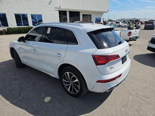 2022 Audi Q5 45 S line Premium Plus