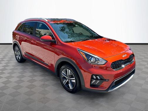 Solar Orange 2022 Kia Niro LXS