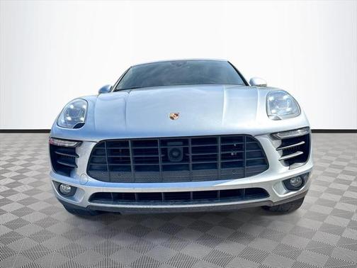 2018 Porsche Macan Base