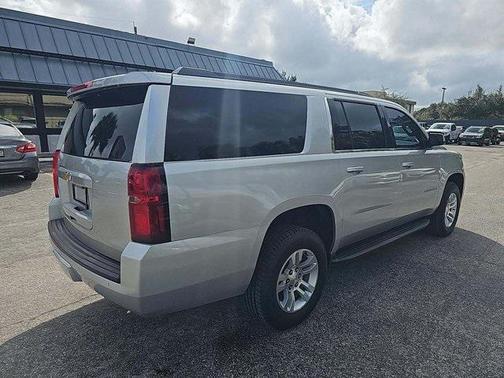 2019 Chevrolet Suburban LT