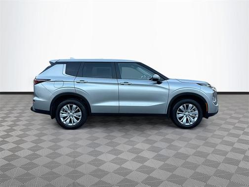 2025 Mitsubishi Outlander ES 2.5 2WD