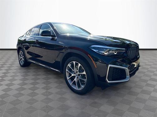 2022 BMW X6 xDrive40i