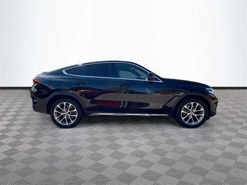 2022 BMW X6 xDrive40i