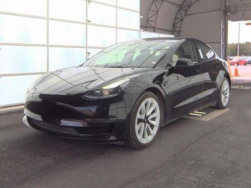 2022 Tesla Model 3 Standard Range