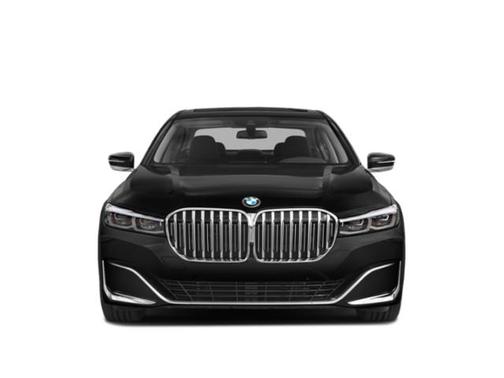 Mineral White Metallic 2020 BMW 740 740i