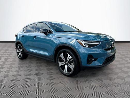 2023 Volvo C40 Recharge Pure Electric Twin Plus