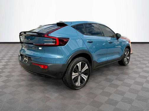 2023 Volvo C40 Recharge Pure Electric Twin Plus