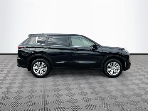 2025 Mitsubishi Outlander ES 2.5 2WD