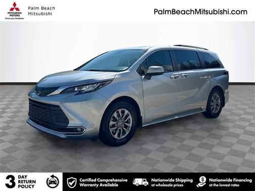 2022 Toyota Sienna XLE