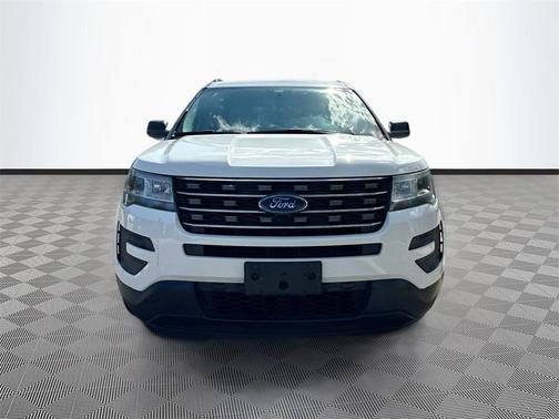 2017 Ford Explorer Base
